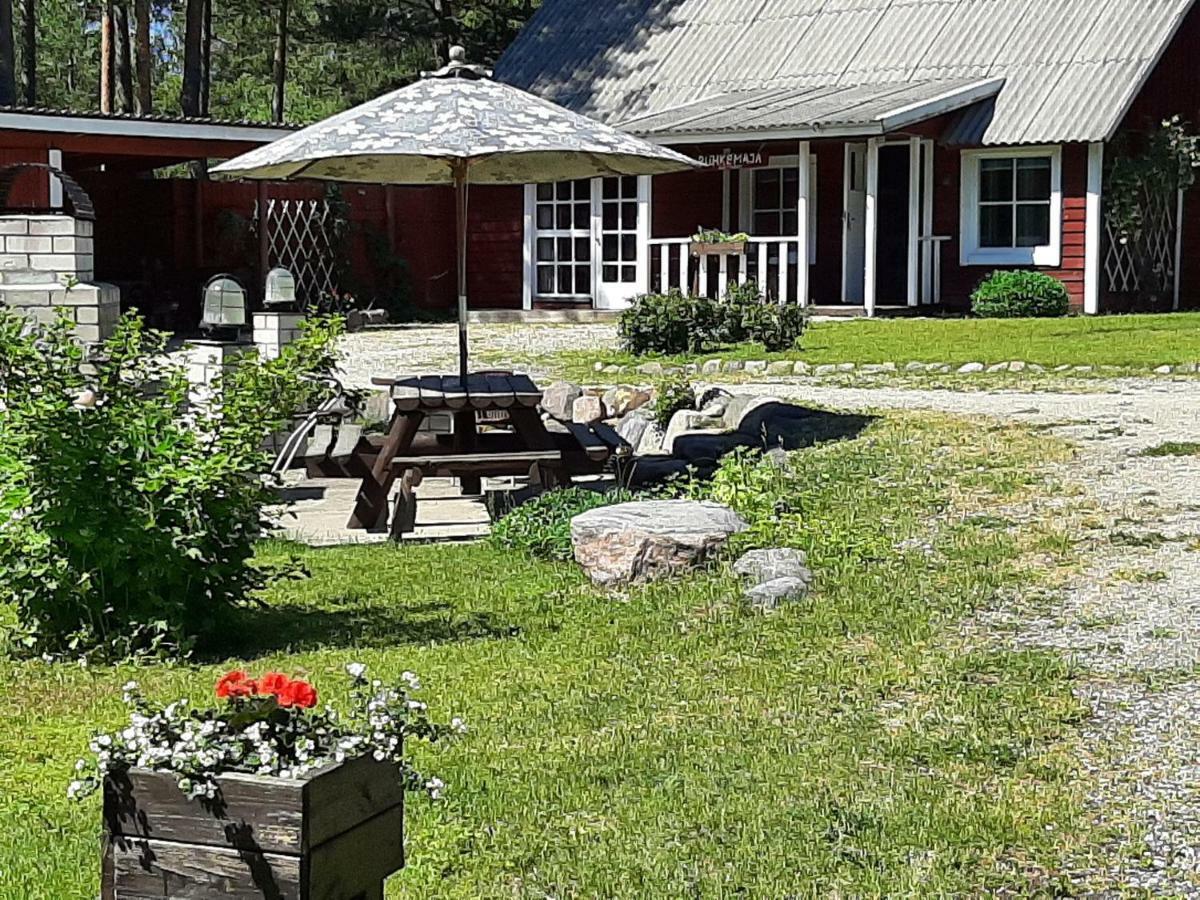 Nova Madise Guesthouse Rannaküla Esterno foto