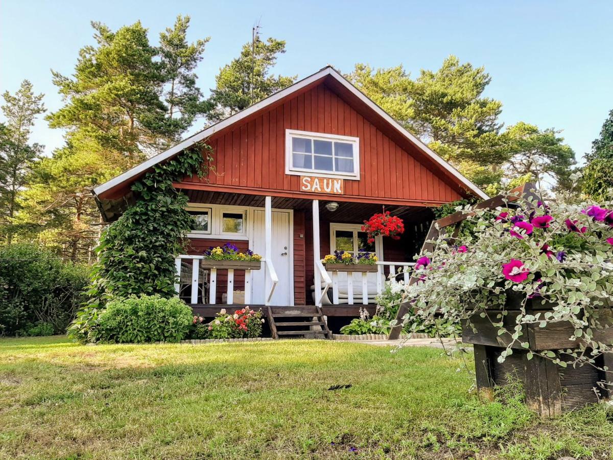 Nova Madise Guesthouse Rannaküla Esterno foto